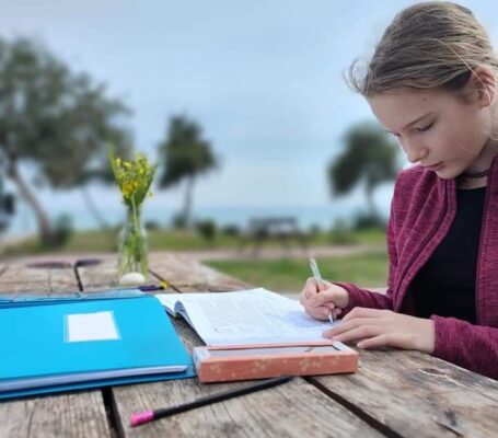 worldschooling in a van